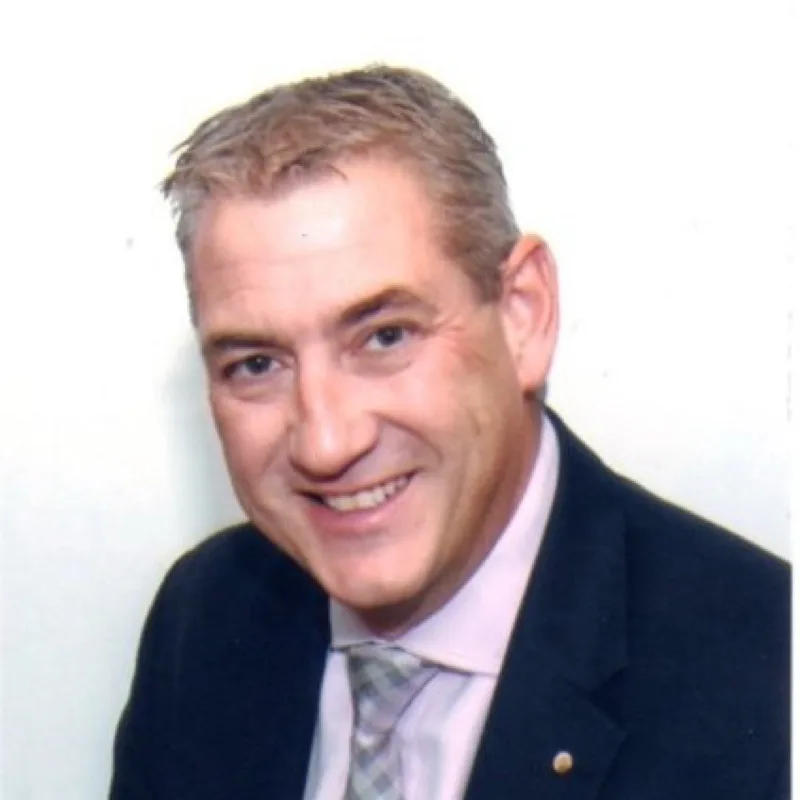 Simon Martin